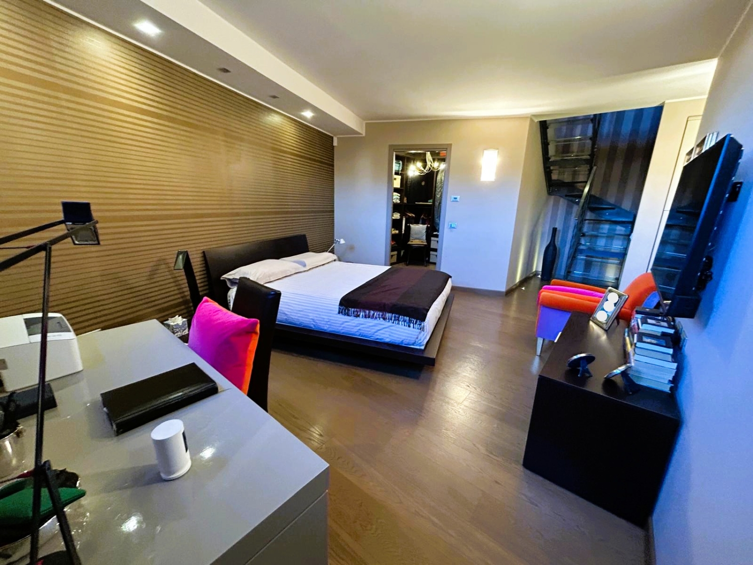 Bilocale ristrutturato in via provinciale, Corte Franca