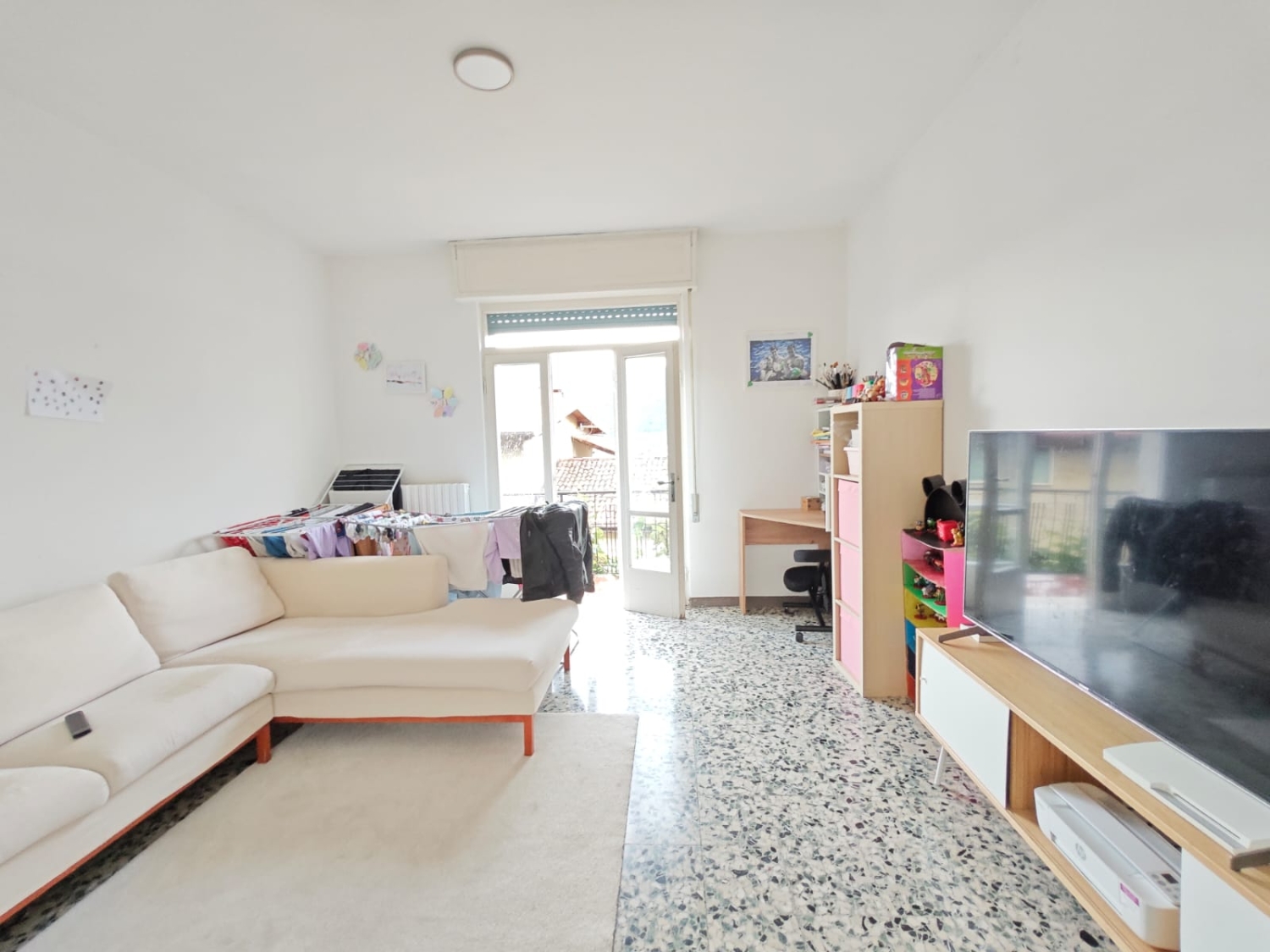 Trilocale con terrazzo in via rampa sale marasino, Sale Marasino