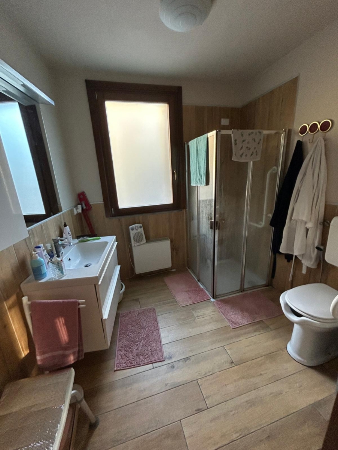 Appartamento con terrazzo in via molino, Iseo