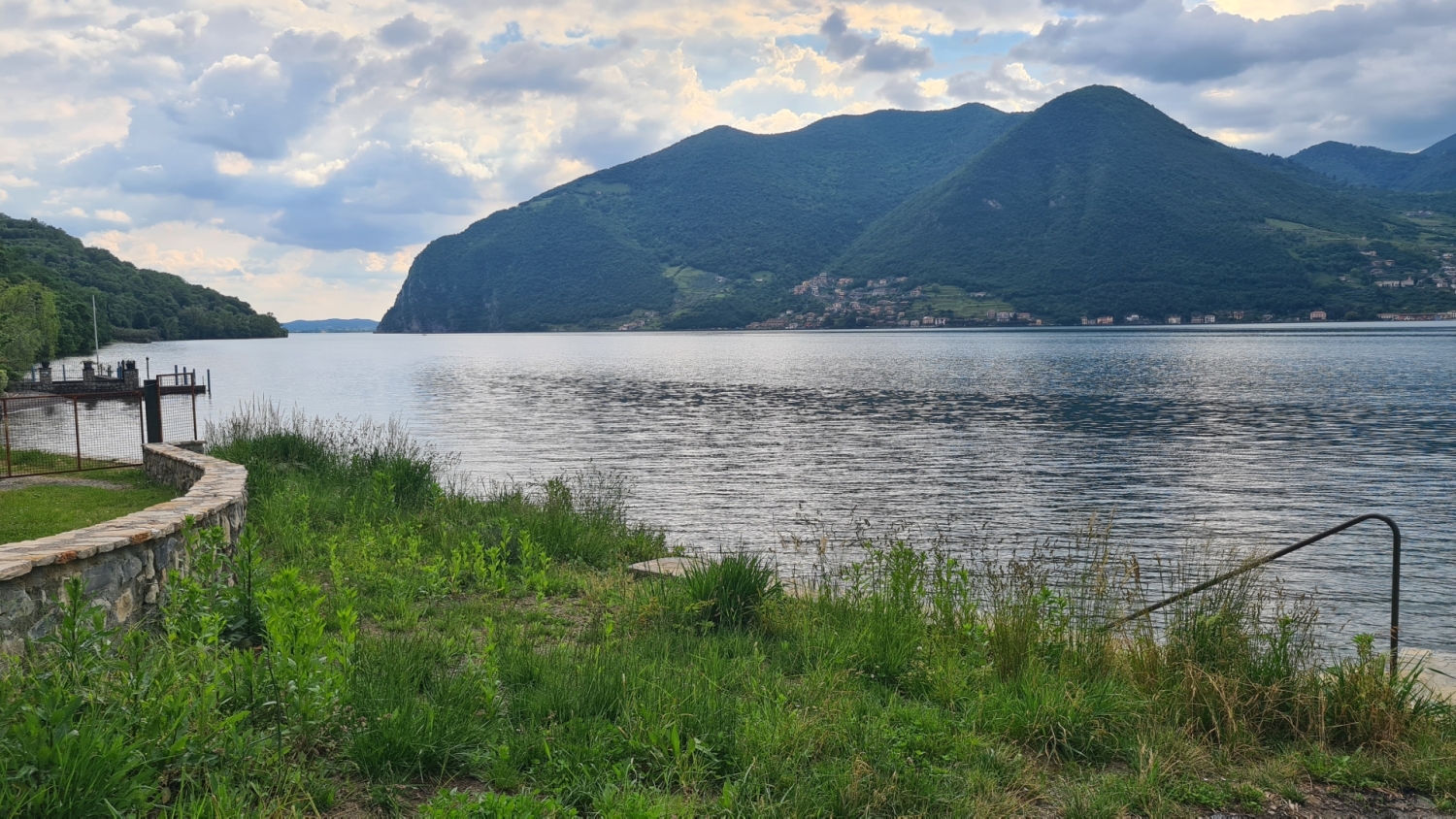 Villa in vendita a Monte Isola