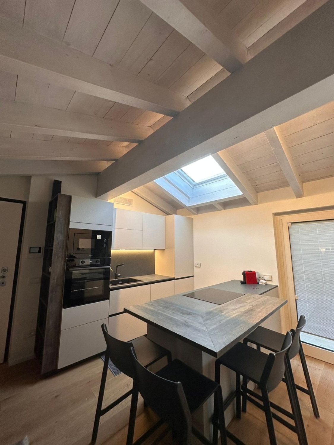 Attico con terrazzo in via madruzza paratico, Paratico