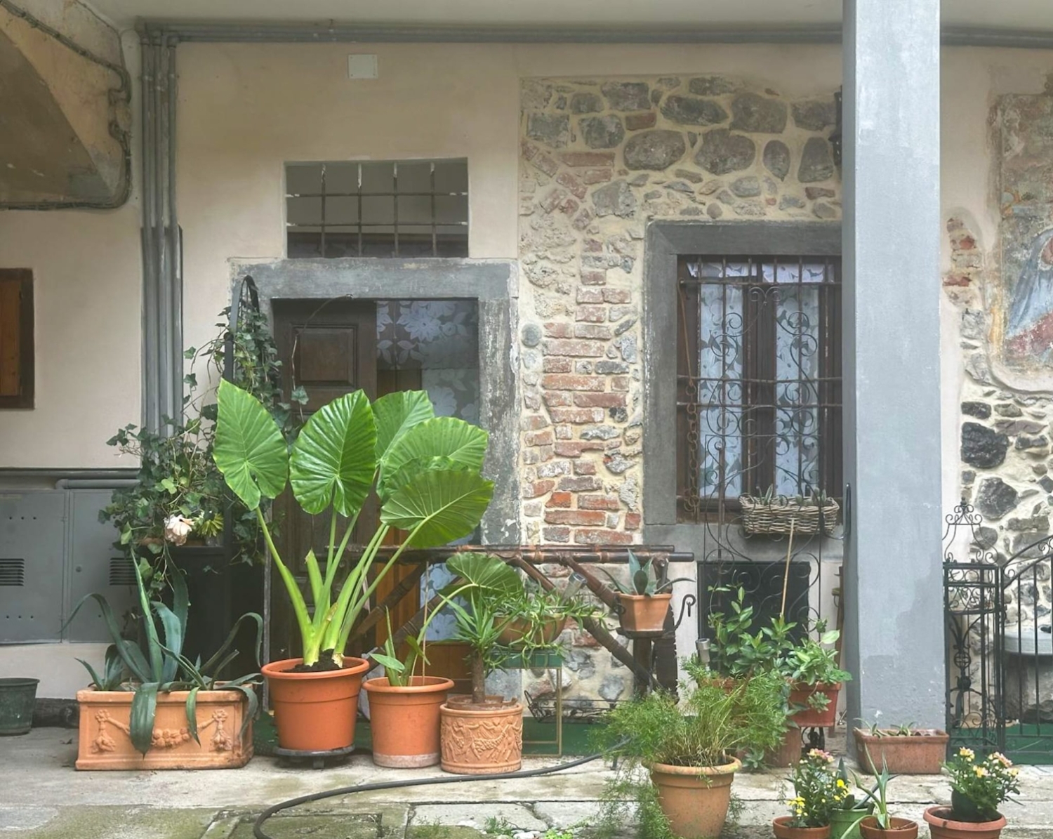 Monolocale ristrutturato in marone via roma, Marone