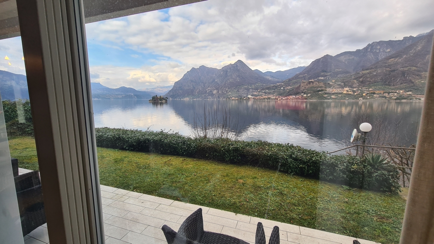 Villa in vendita a Monte Isola