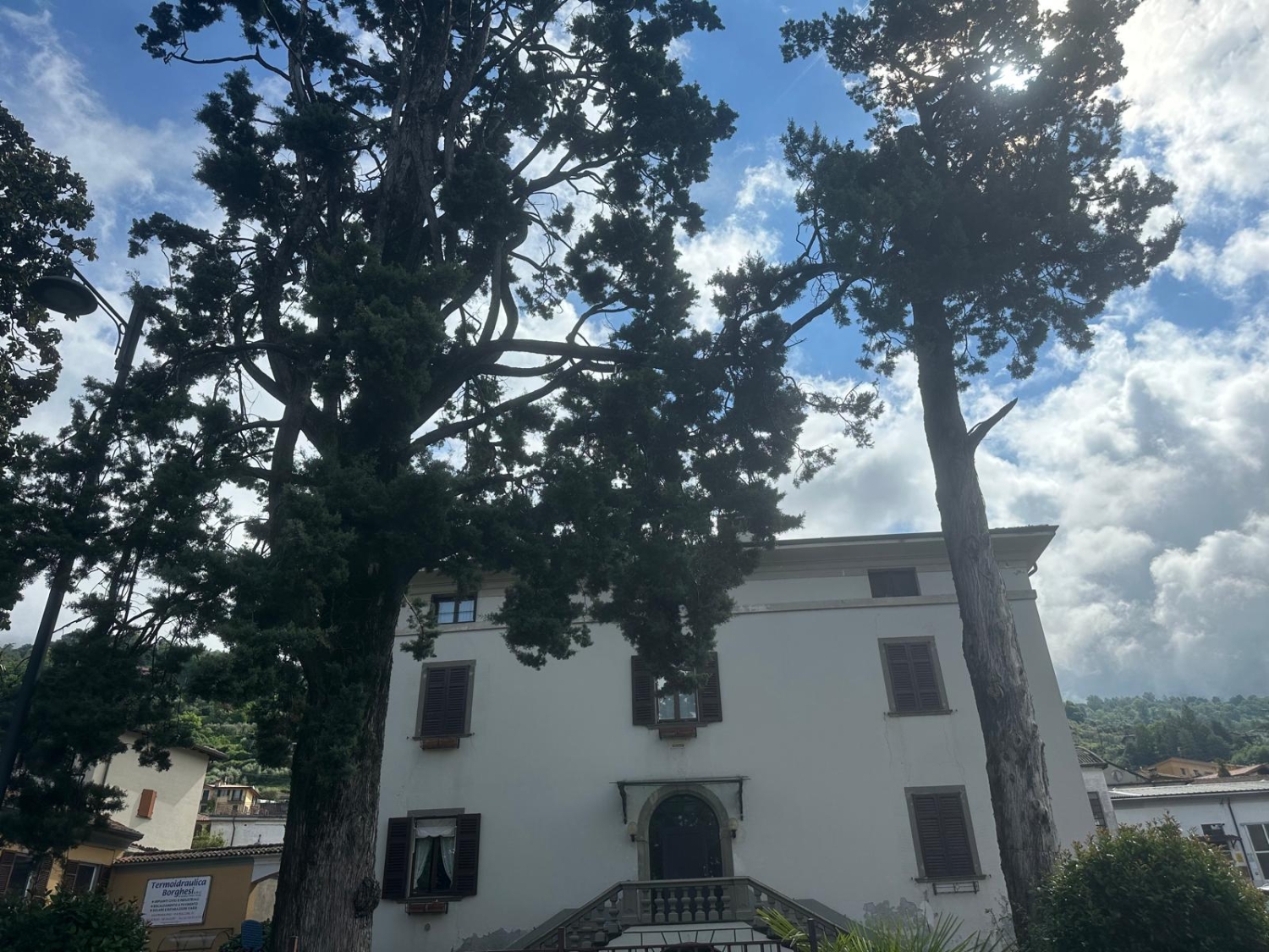 Bilocale da ristrutturare in sale marasino via roma, Sale Marasino