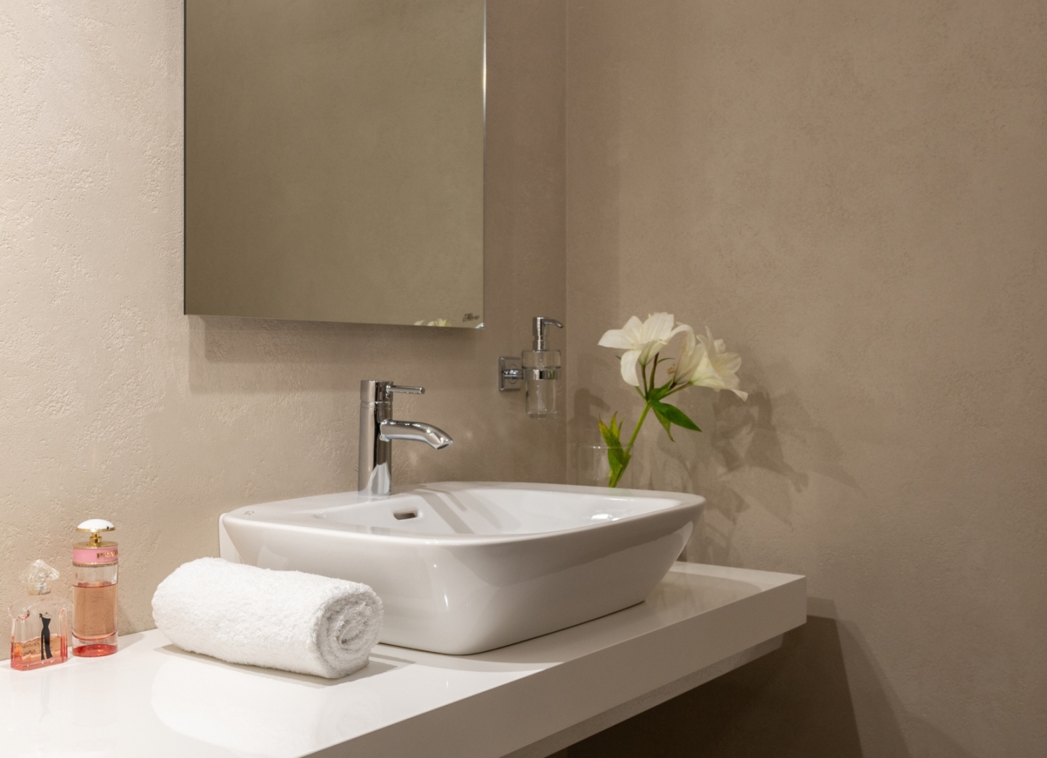 Bilocale ristrutturato in paratico via s. pietro, Paratico