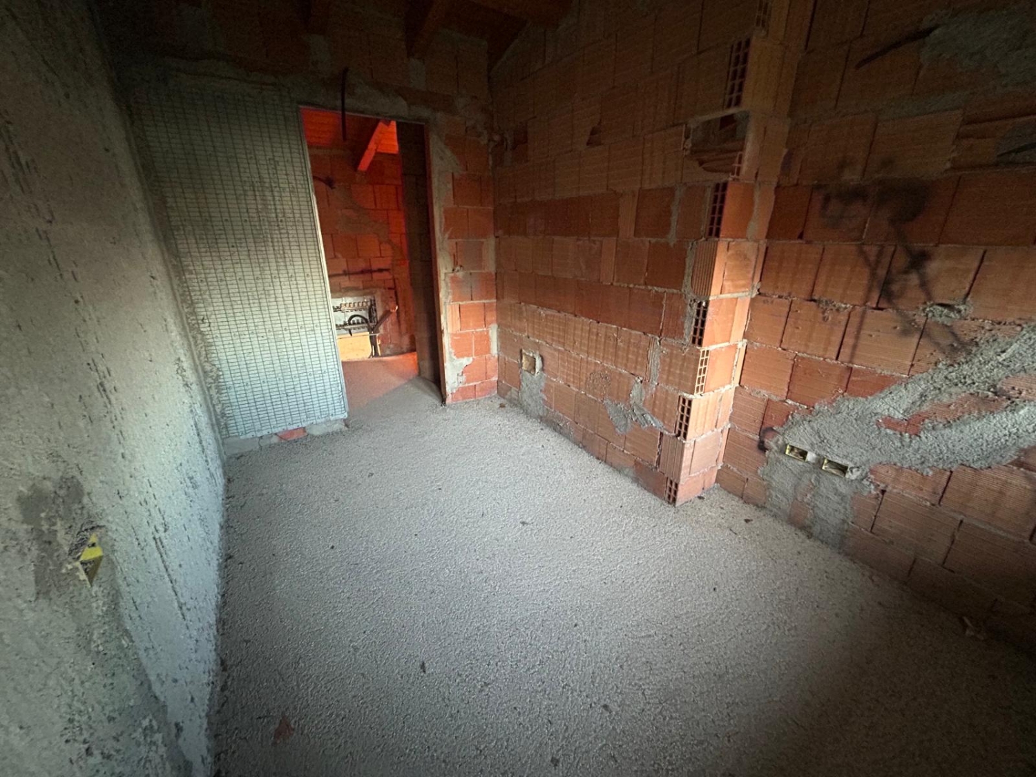 Appartamento con giardino in via poggio fiorito, Sarnico