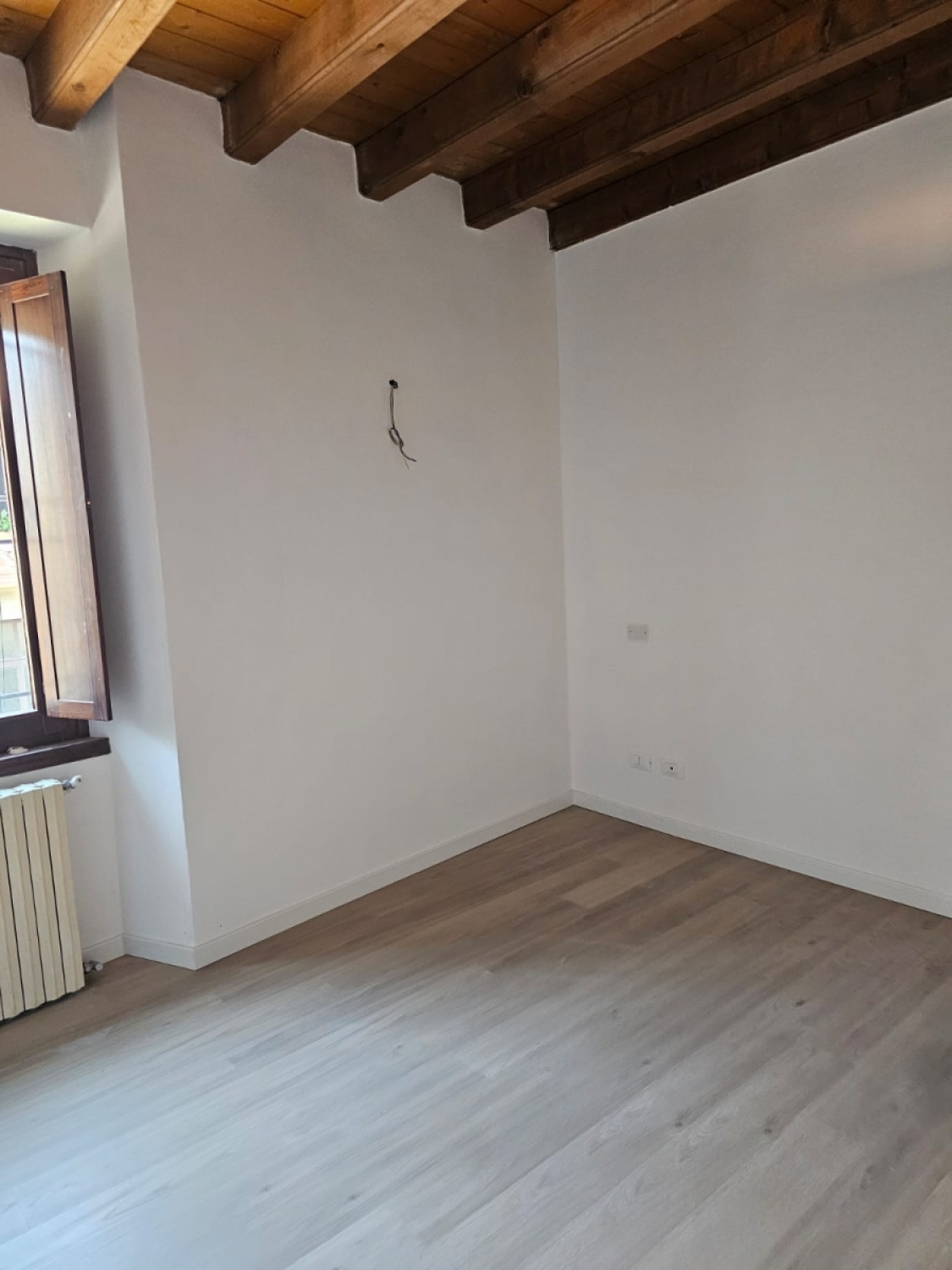 Trilocale con terrazzo in provaglio d'iseo via duca d'aosta, Provaglio d'Iseo