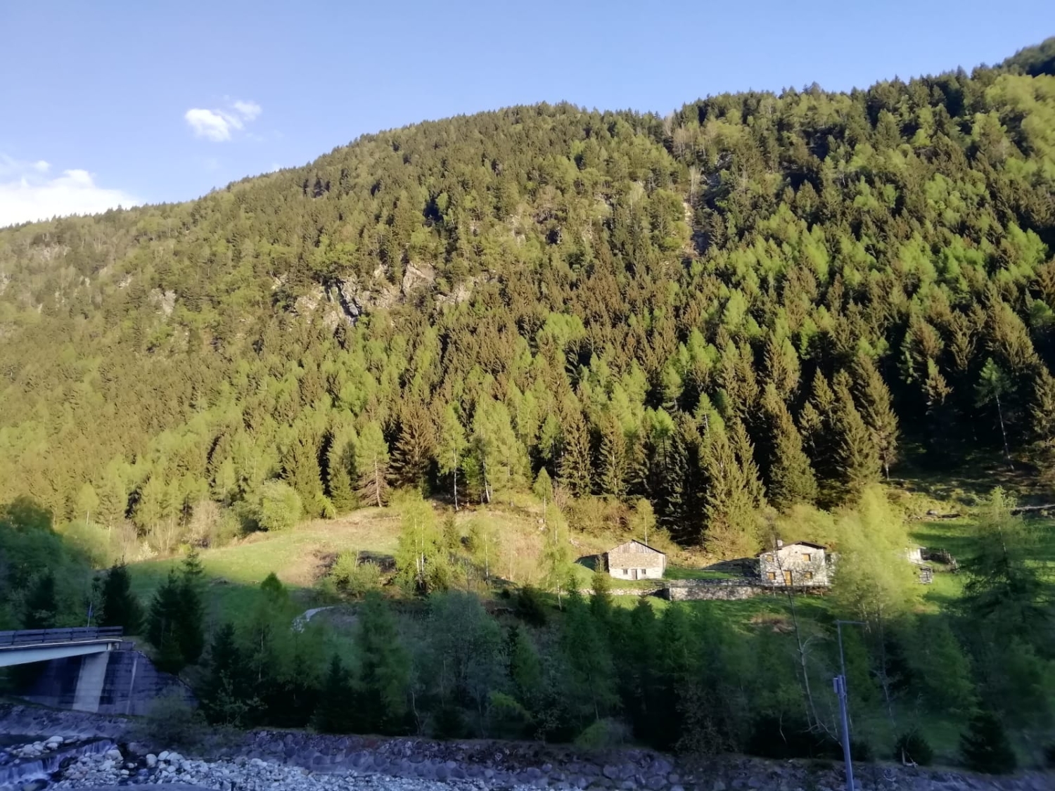 Rustico con giardino a Cevo
