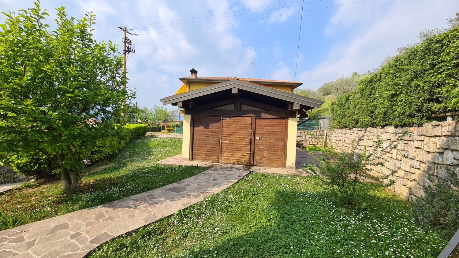 Attico con giardino a Monte Isola