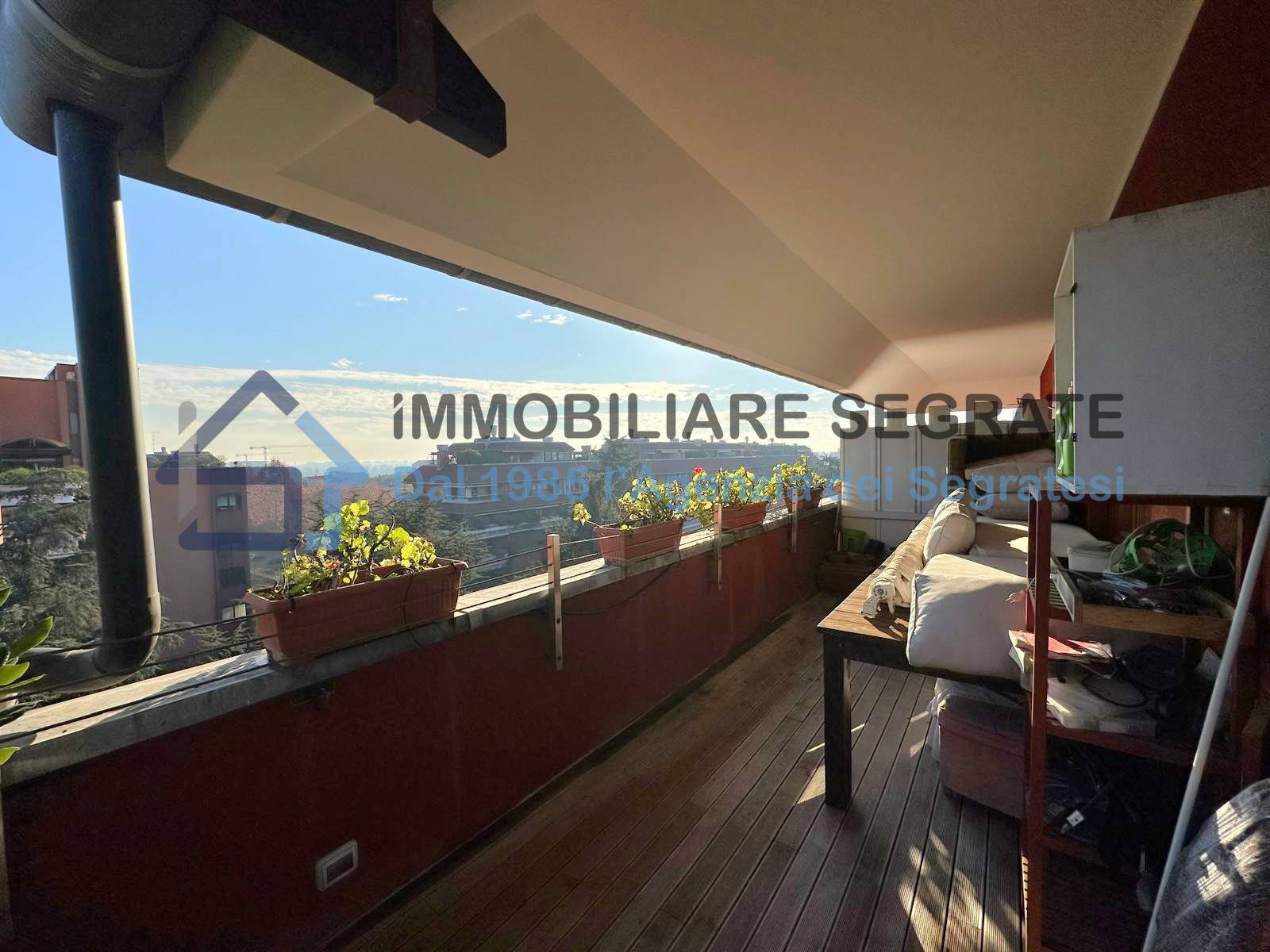 Attico in vendita a Segrate, Milano Due