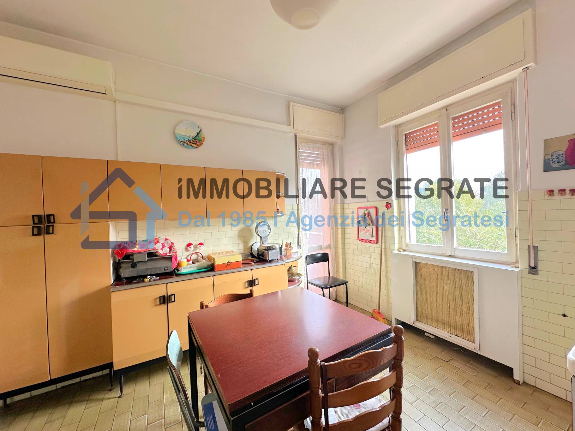 4 Locali in vendita a Segrate, Redecesio