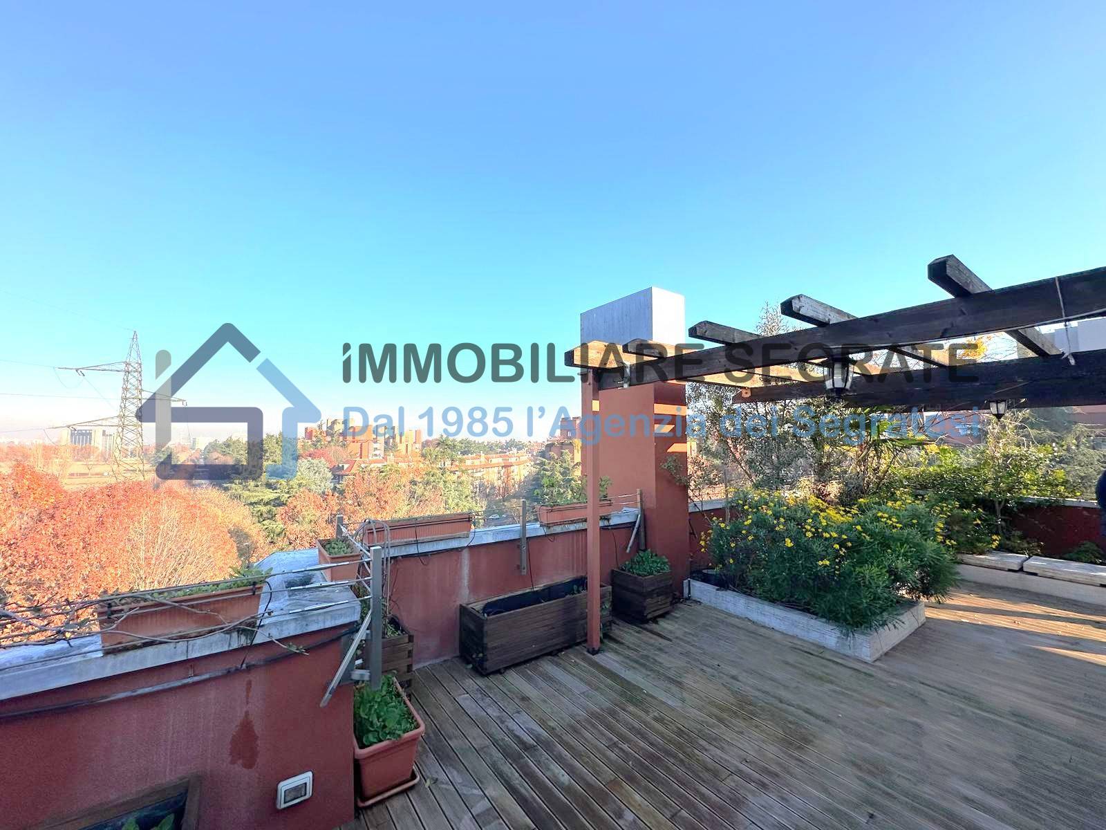 Attico in vendita a Segrate, Milano Due