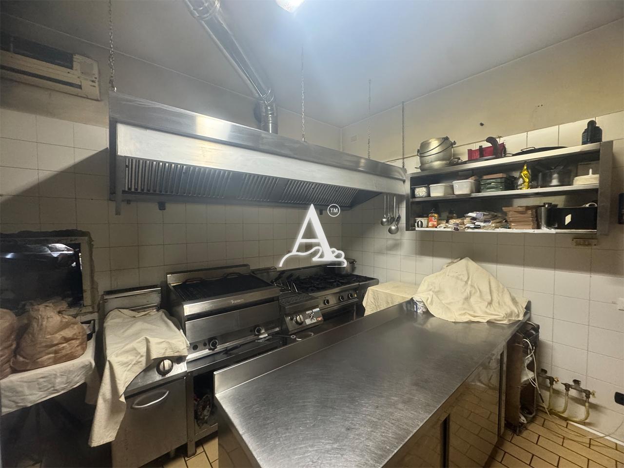 Attivit commerciale in vendita a Villafranca di Verona