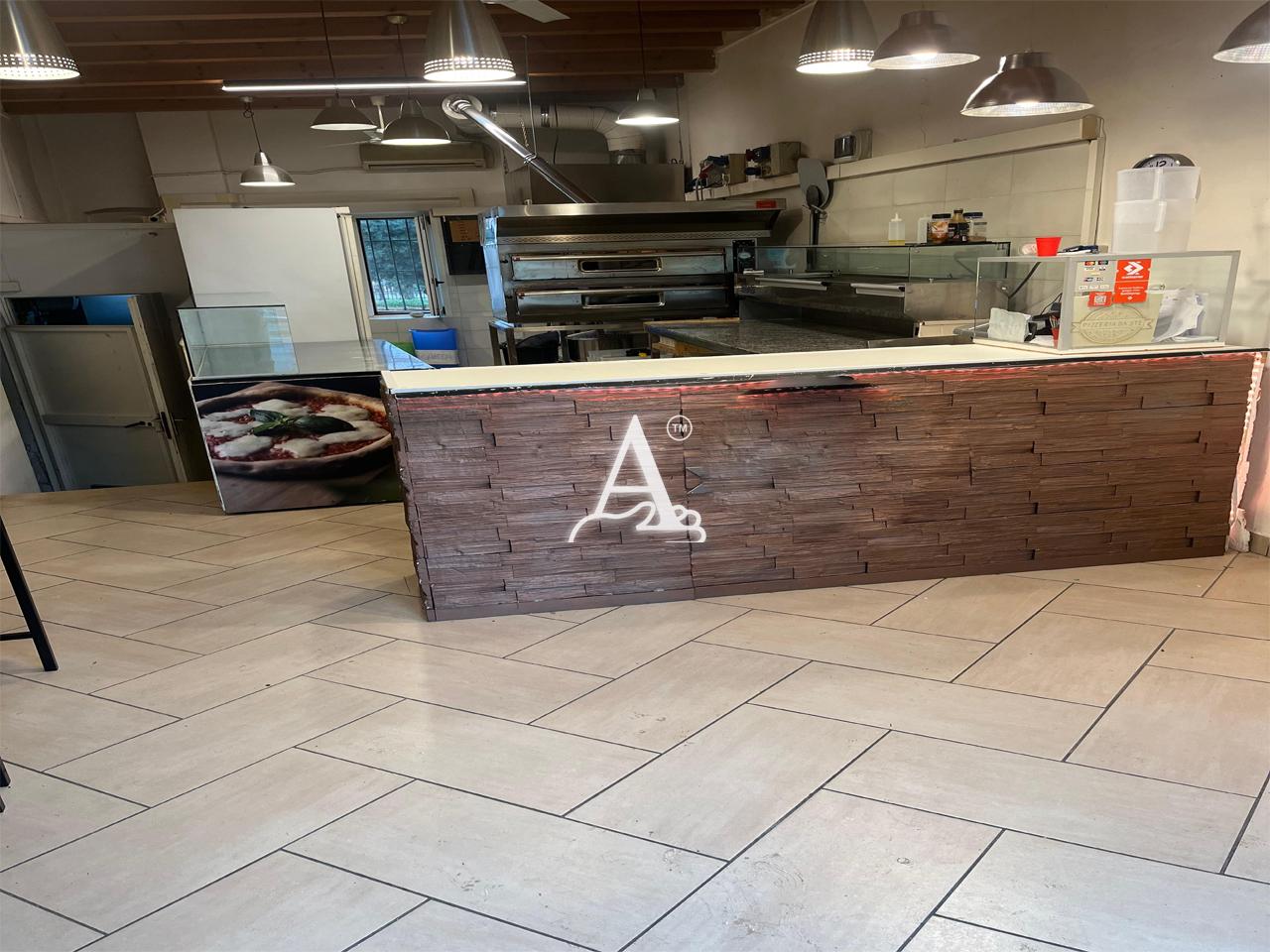 Attivit commerciale in vendita a Verona