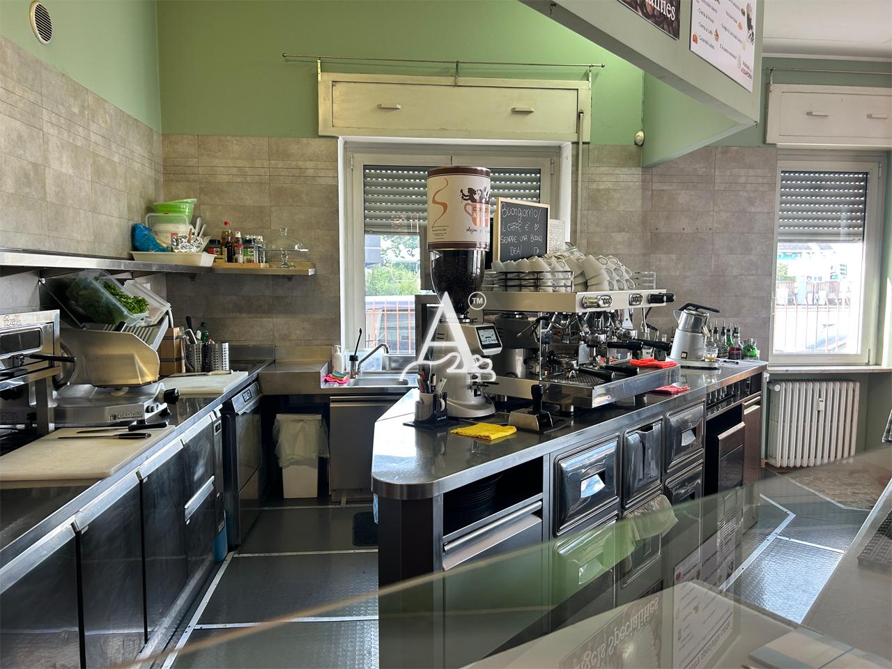 Attivit� commerciale in vendita a Verona