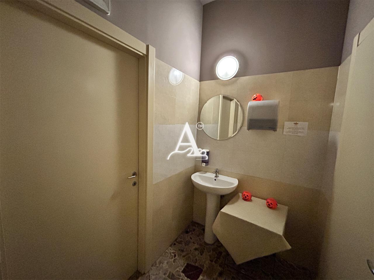 Attivit� commerciale in vendita a Verona