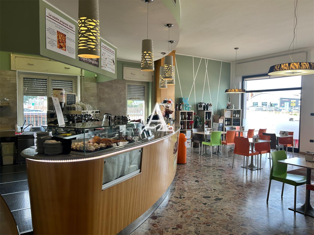 Attivit� commerciale in vendita a Verona