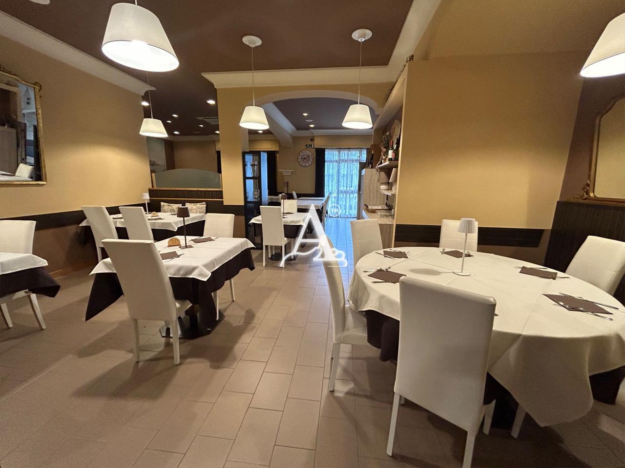 Locale commerciale in vendita a Colognola ai Colli