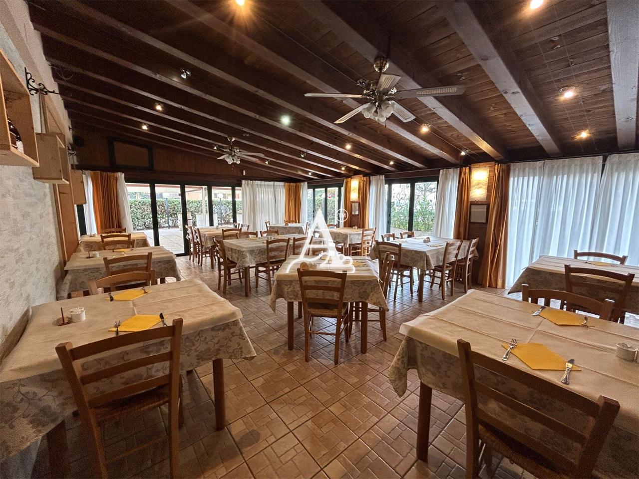 Locale commerciale in vendita a Colognola ai Colli