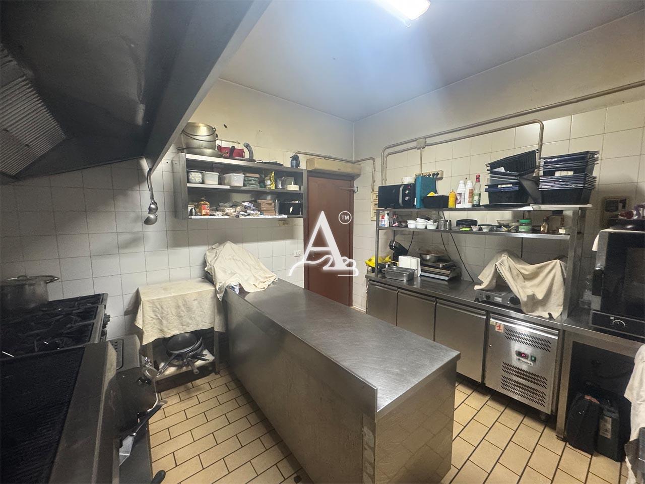 Attivit� commerciale in vendita a Villafranca di Verona