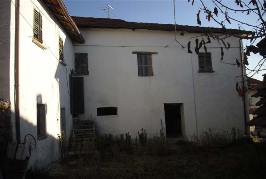 Casa indipendente da ristrutturare a Spigno Monferrato