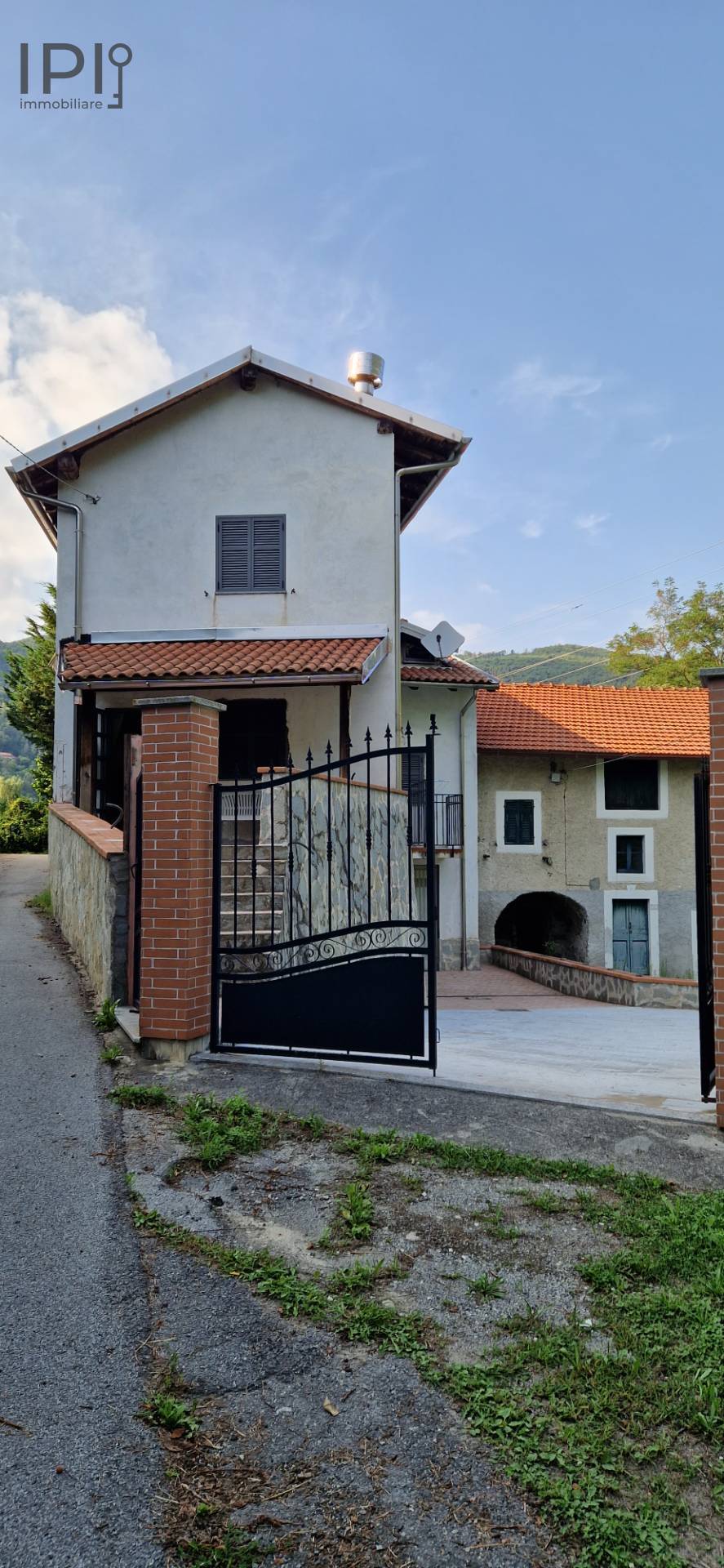 Casa indipendente con terrazzo a Murialdo