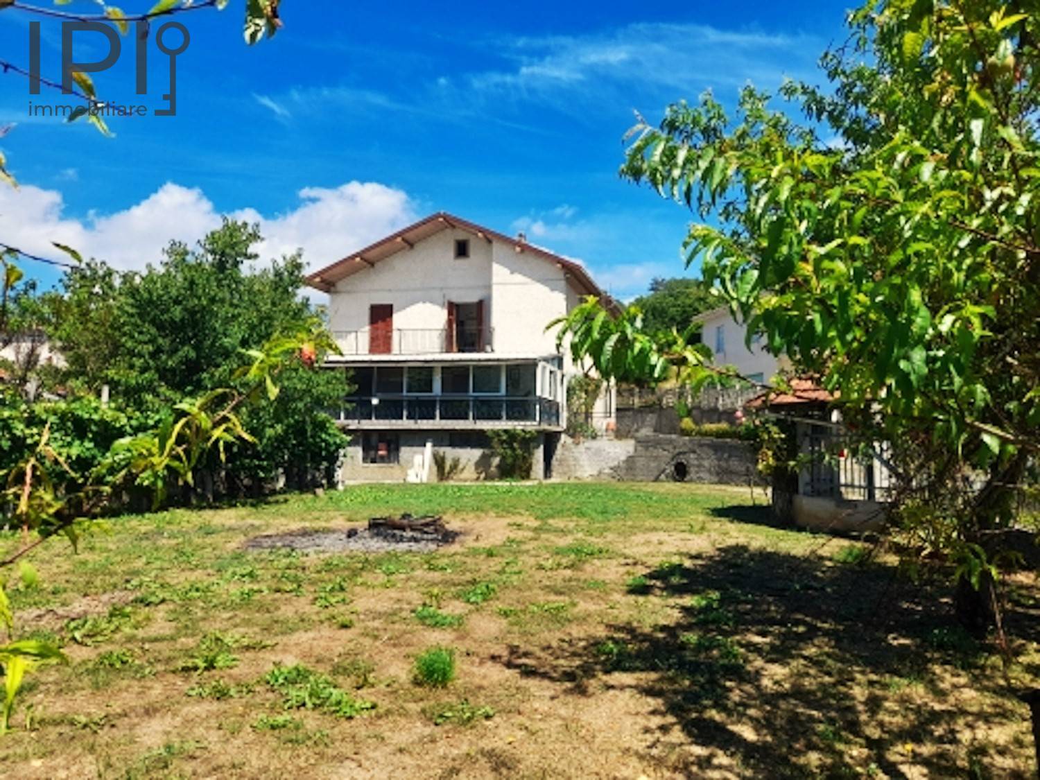 Casa indipendente in vendita a Giusvalla