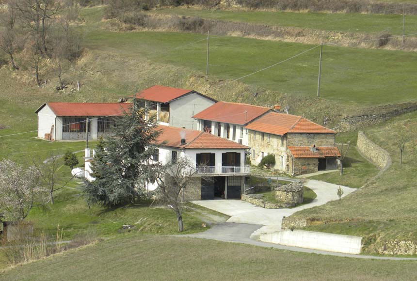 Cascinale / Podere in vendita a Roccaverano