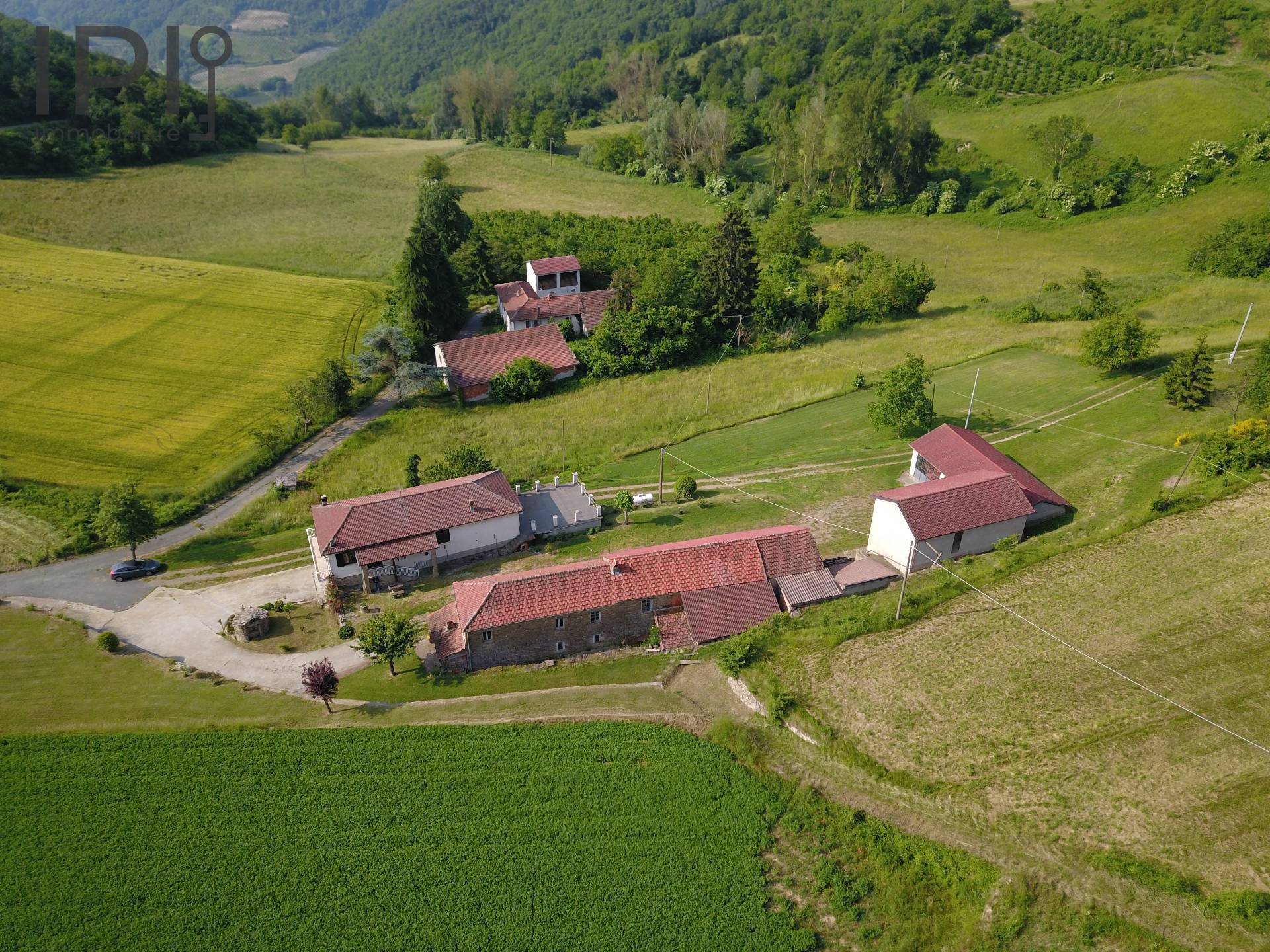 Cascinale / Podere in vendita a Roccaverano