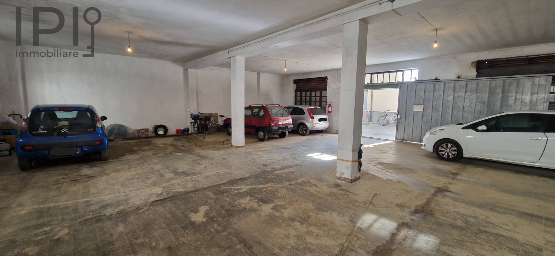 Garage - Semindipendente in vendita a Cairo Montenotte