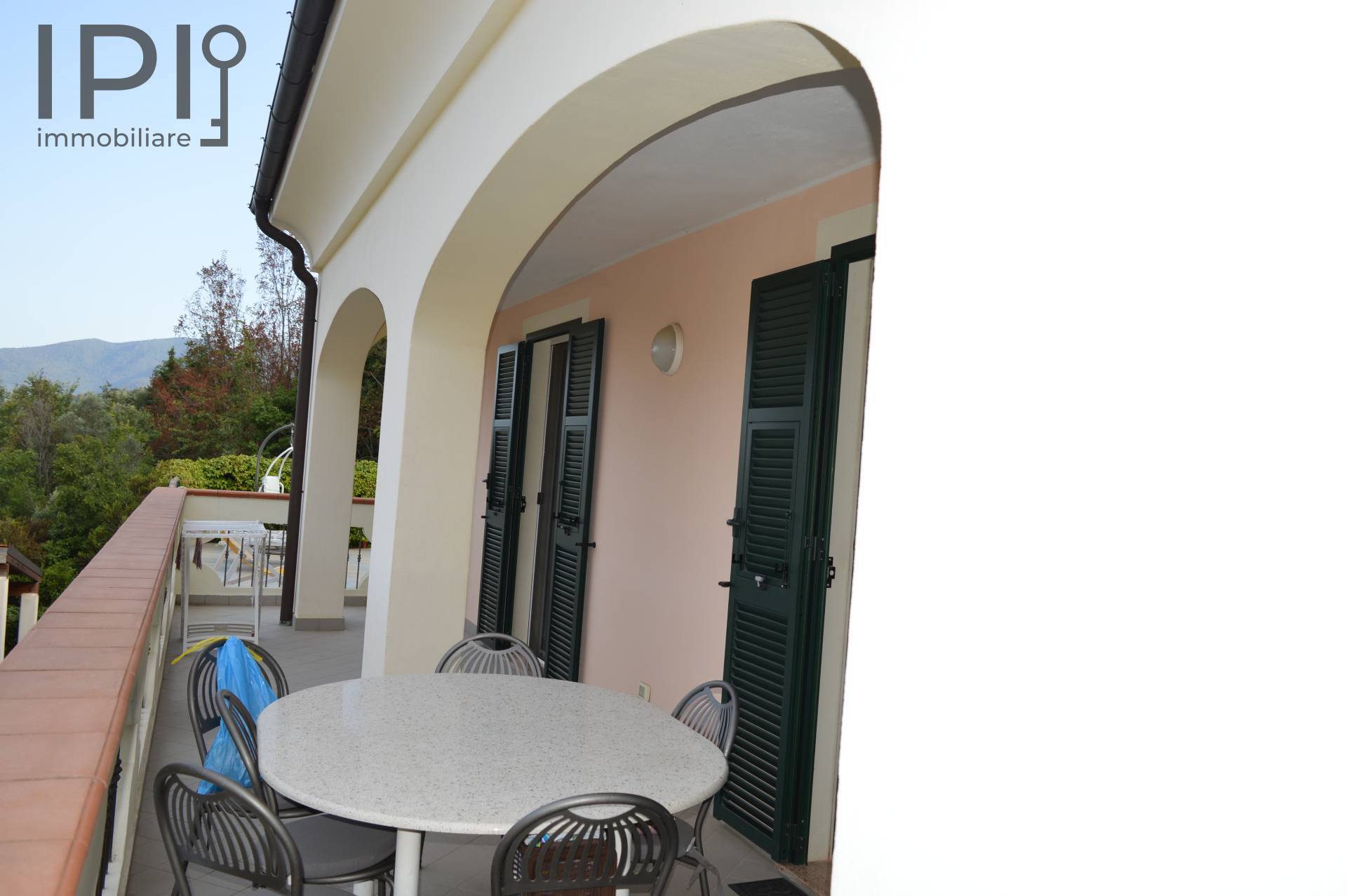 Villa / Villetta - Semindipendente in vendita a Cisano sul Neva