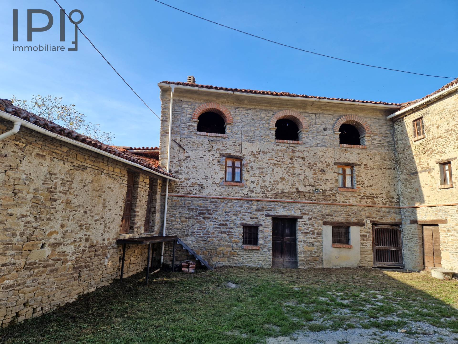 Cascinale / Podere in vendita a Saliceto