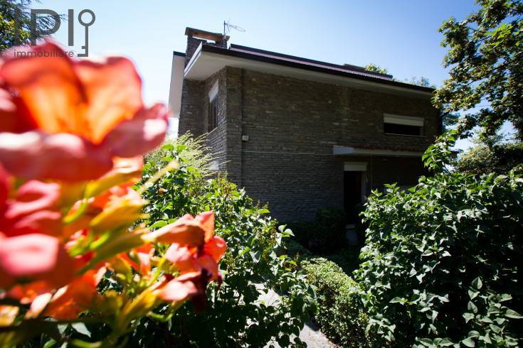 Villa / Villetta in vendita a Mombarcaro