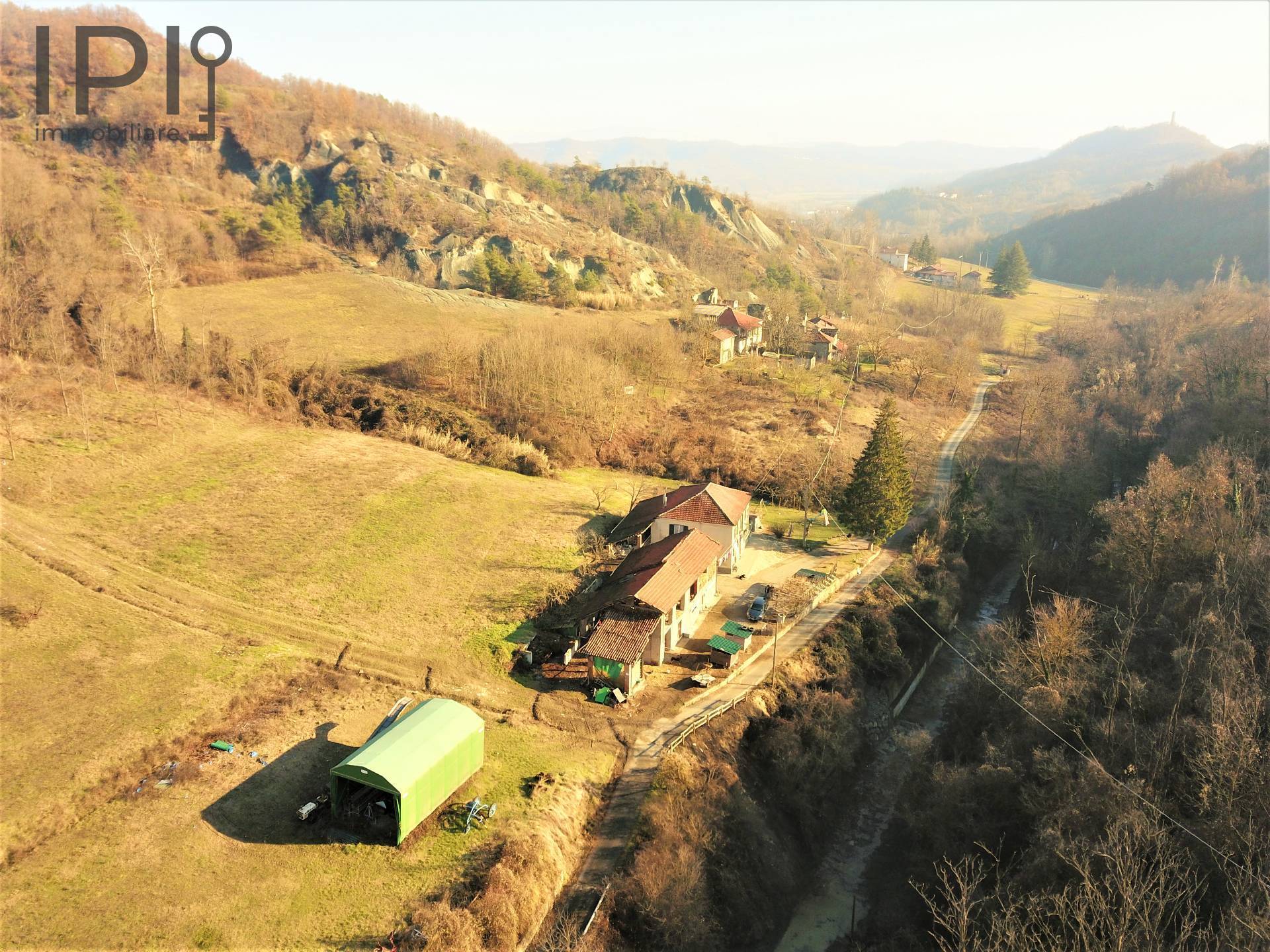 Cascinale / Podere in vendita a Merana
