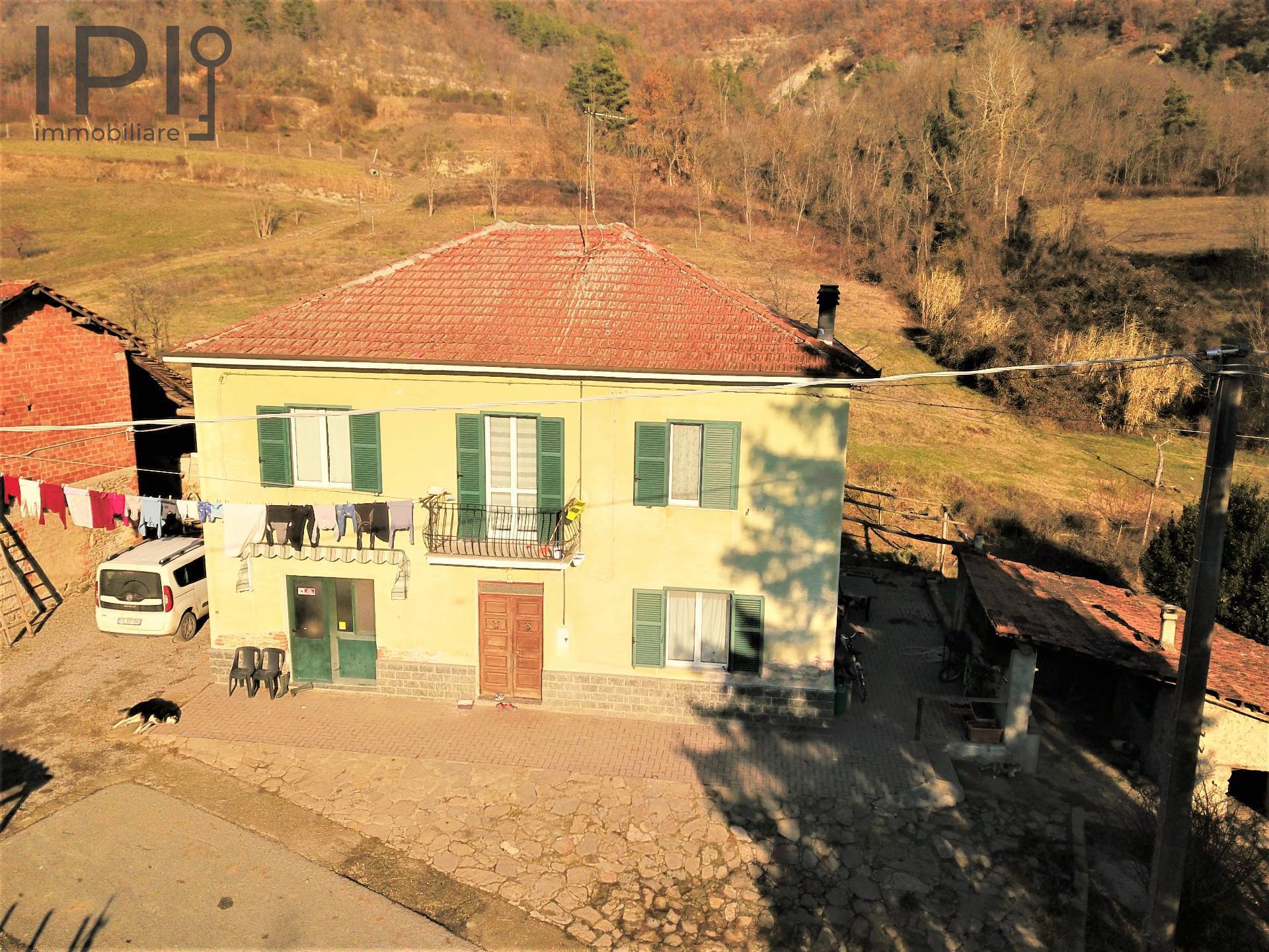 Cascinale / Podere in vendita a Merana