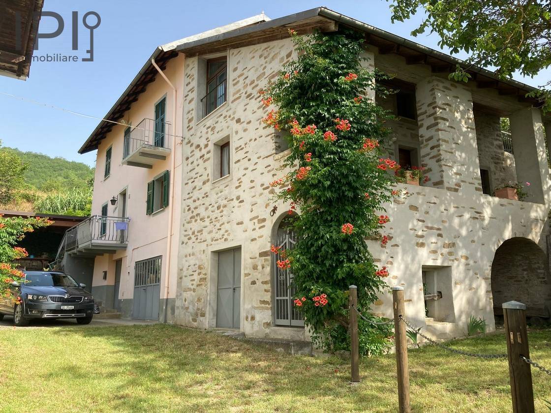Villa / Villetta in vendita a Ponti
