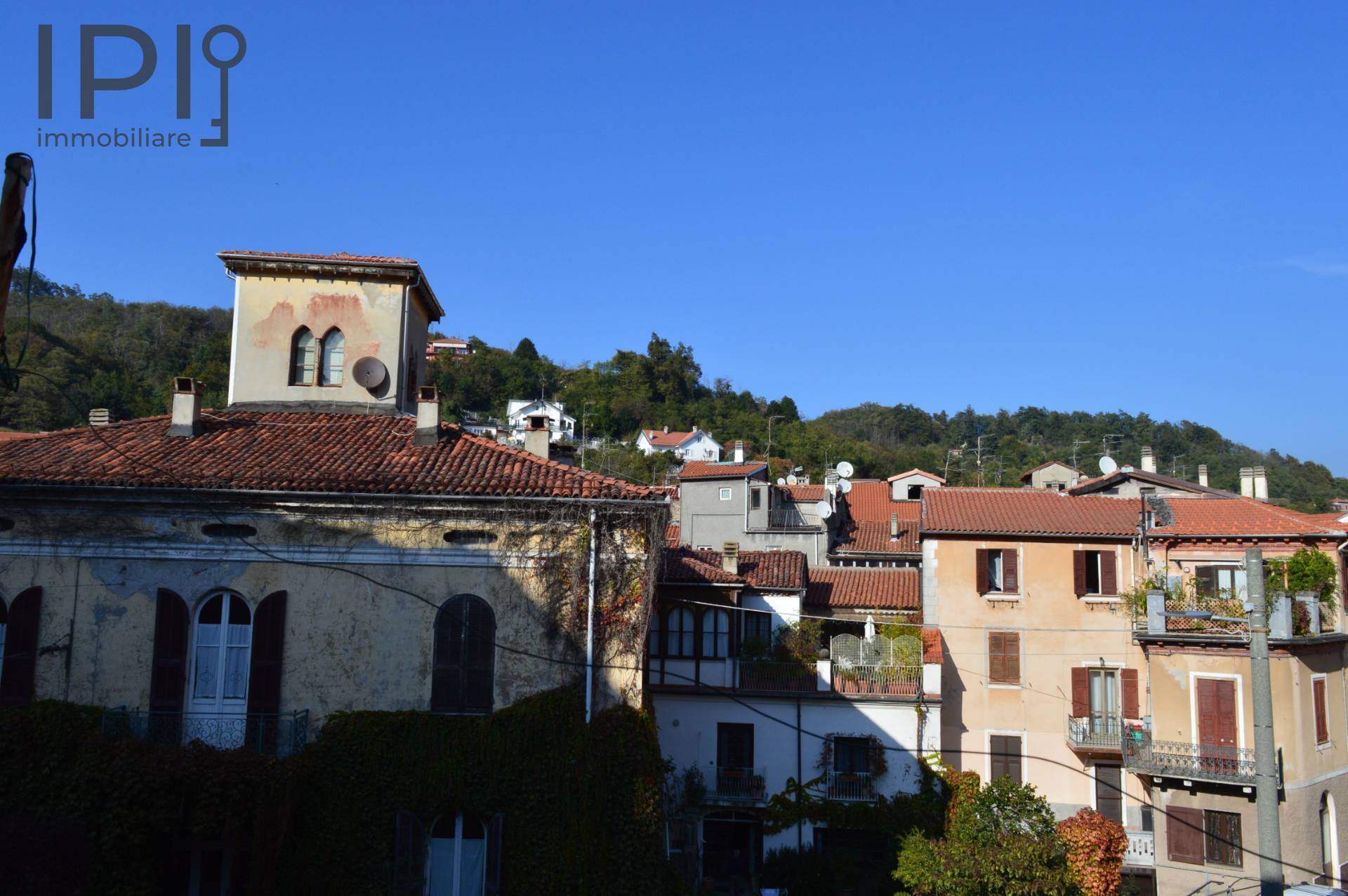 Appartamento in vendita a Altare