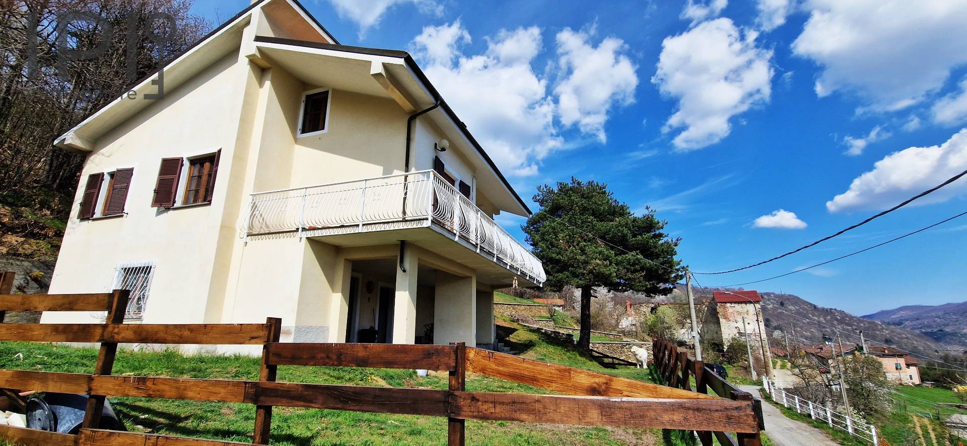 Villa / Villetta in vendita a Murialdo