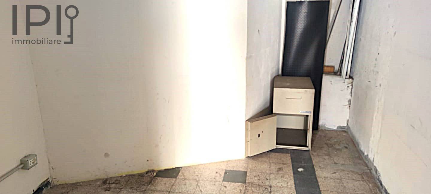 Locale Commerciale / Negozio in vendita a Carcare