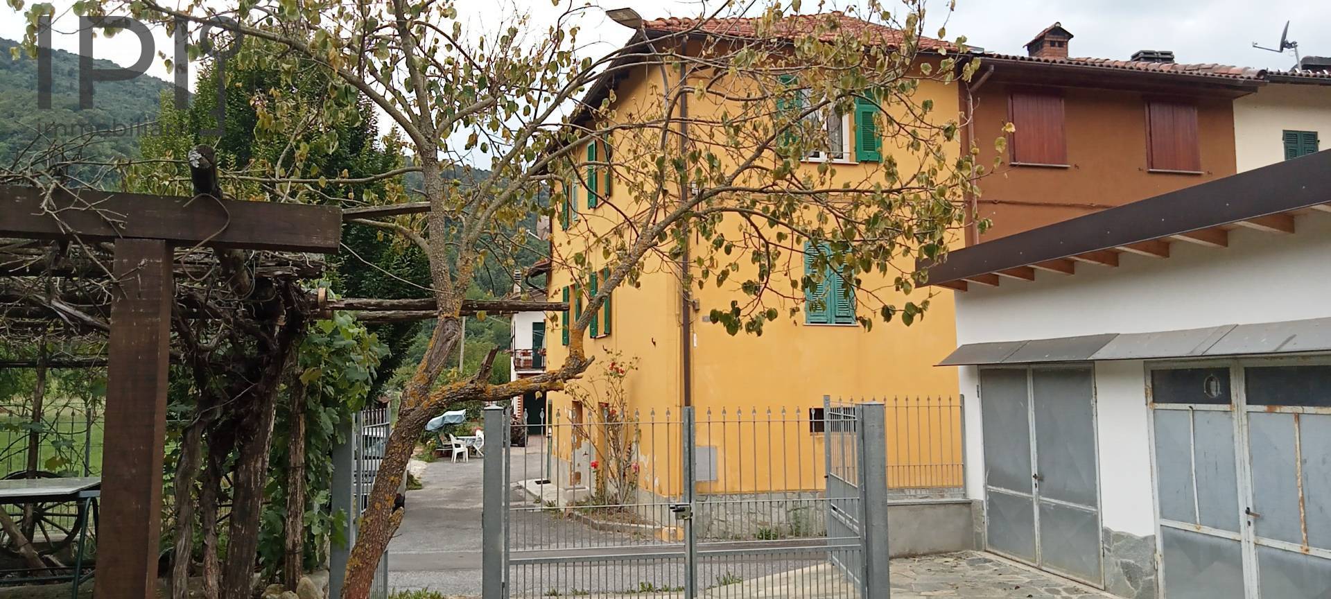Casa - Semindipendente in vendita a Murialdo, Isolagrande