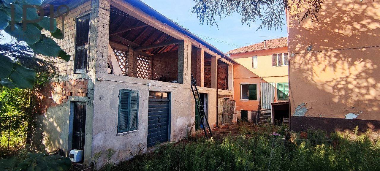 Casa - Semindipendente in vendita a Mombaldone