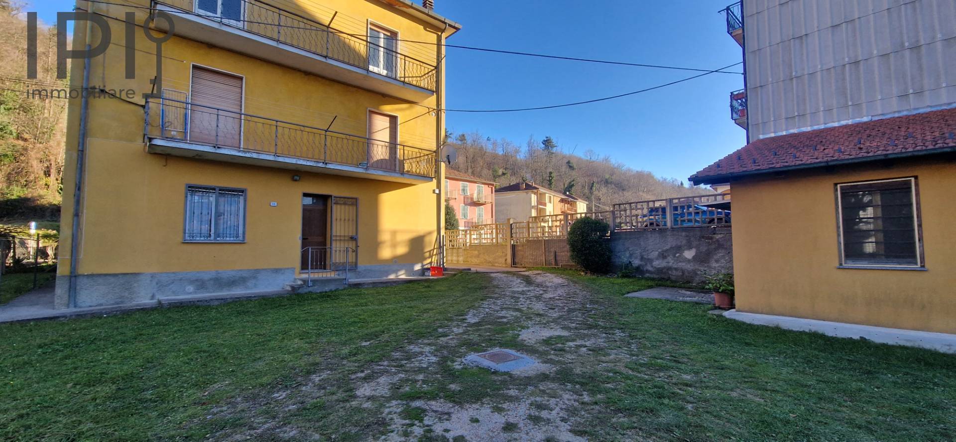 Villa / Villetta in vendita a Mallare