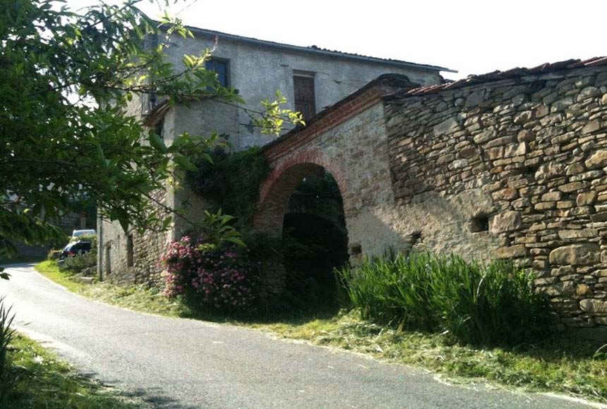 Casa Rustica - Semindipendente in vendita a Denice