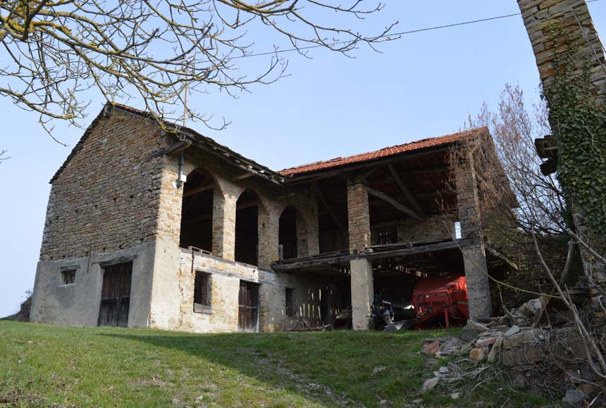 Casa Rustica in vendita a Mombarcaro