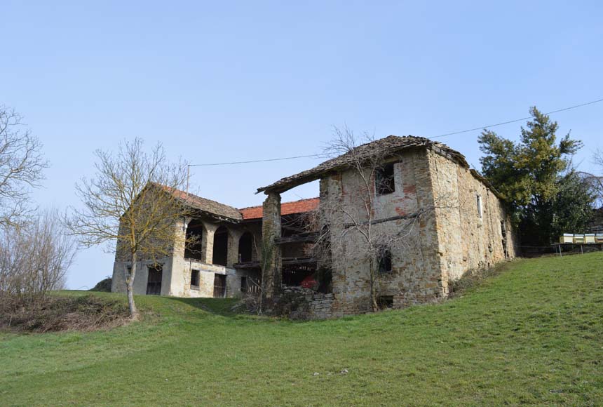 Casa Rustica in vendita a Mombarcaro