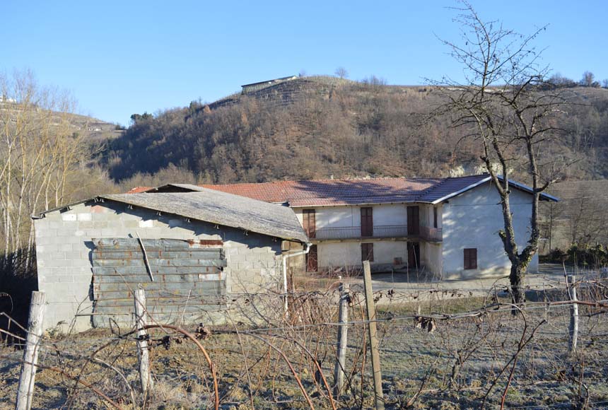 Cascinale / Podere in vendita a Loazzolo