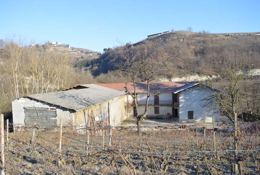 Cascinale / Podere in vendita a Loazzolo