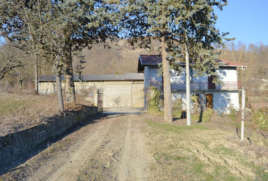 Cascinale / Podere in vendita a Loazzolo