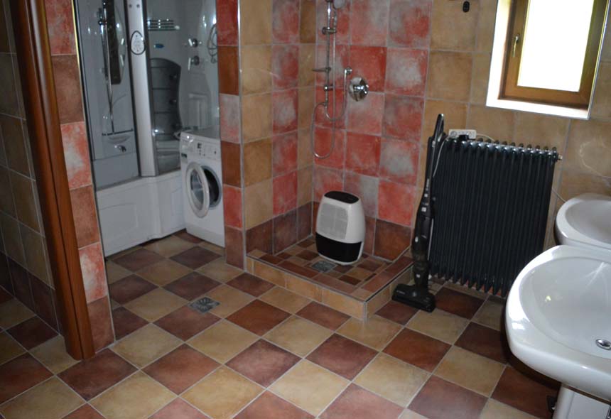 Villa / Villetta in vendita a Giusvalla