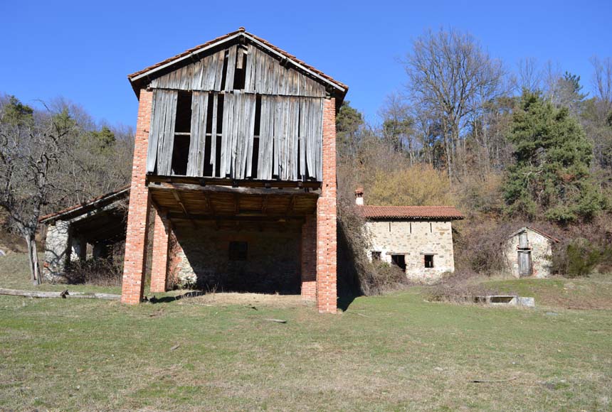 Casa Rustica in vendita a Cairo Montenotte, Ferrania